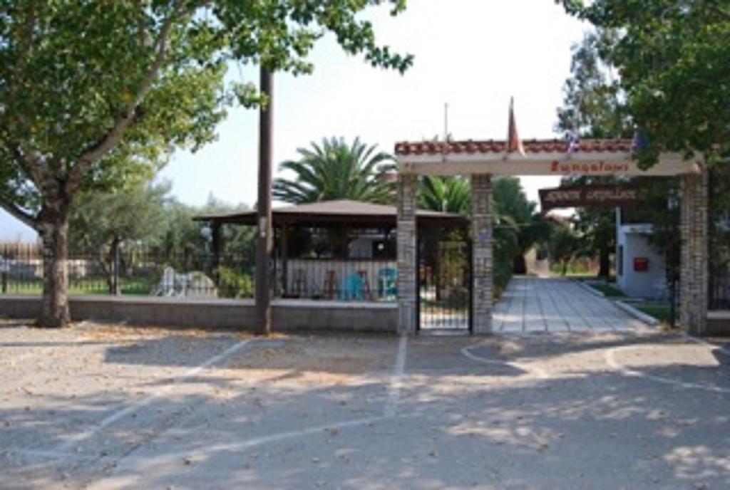 Santa Catalina Apartment Kalyves Polygyrou Bagian luar foto