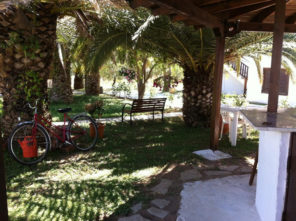 Santa Catalina Apartment Kalyves Polygyrou Bagian luar foto