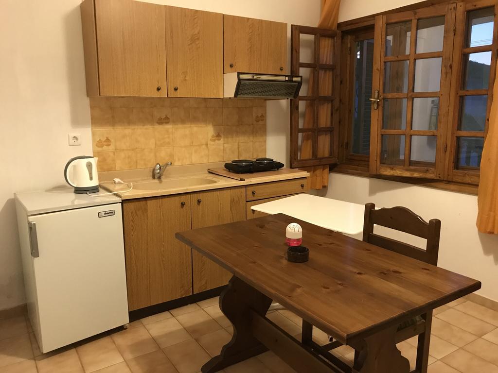 Santa Catalina Apartment Kalyves Polygyrou Bagian luar foto