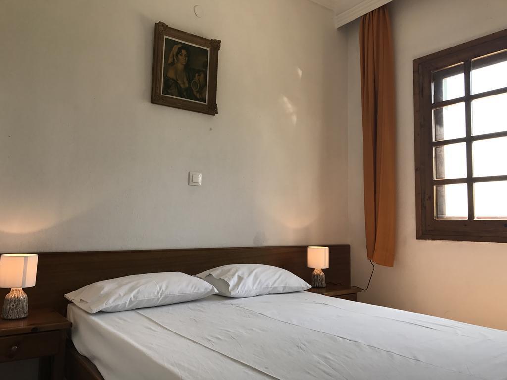Santa Catalina Apartment Kalyves Polygyrou Bagian luar foto